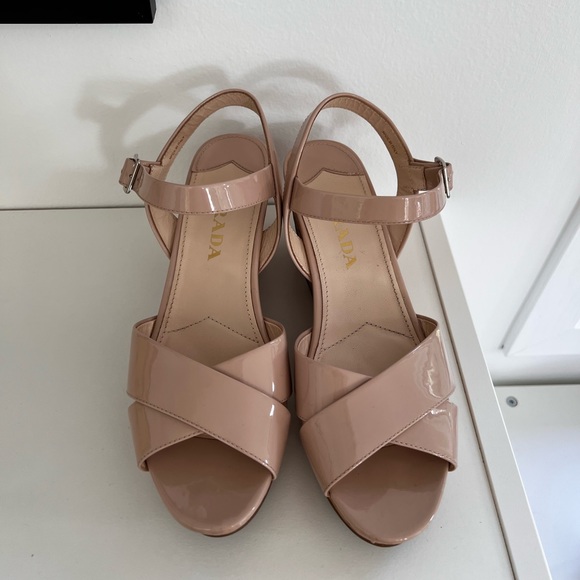 Prada Donna Crisscross Cork Wedge Cipria Patent Leather Sandals size 38.5 - Picture 4 of 7